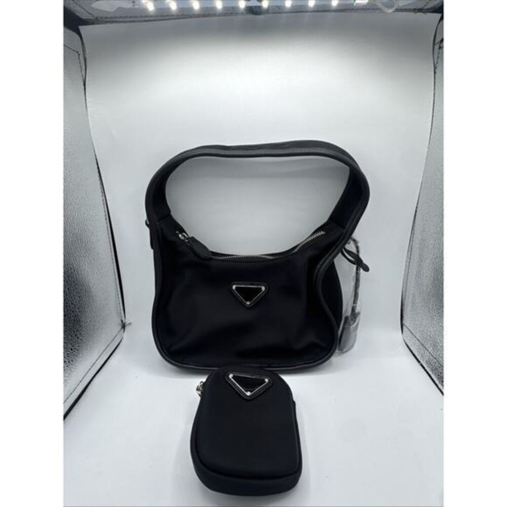 On The Move Shoulder Bag - Black